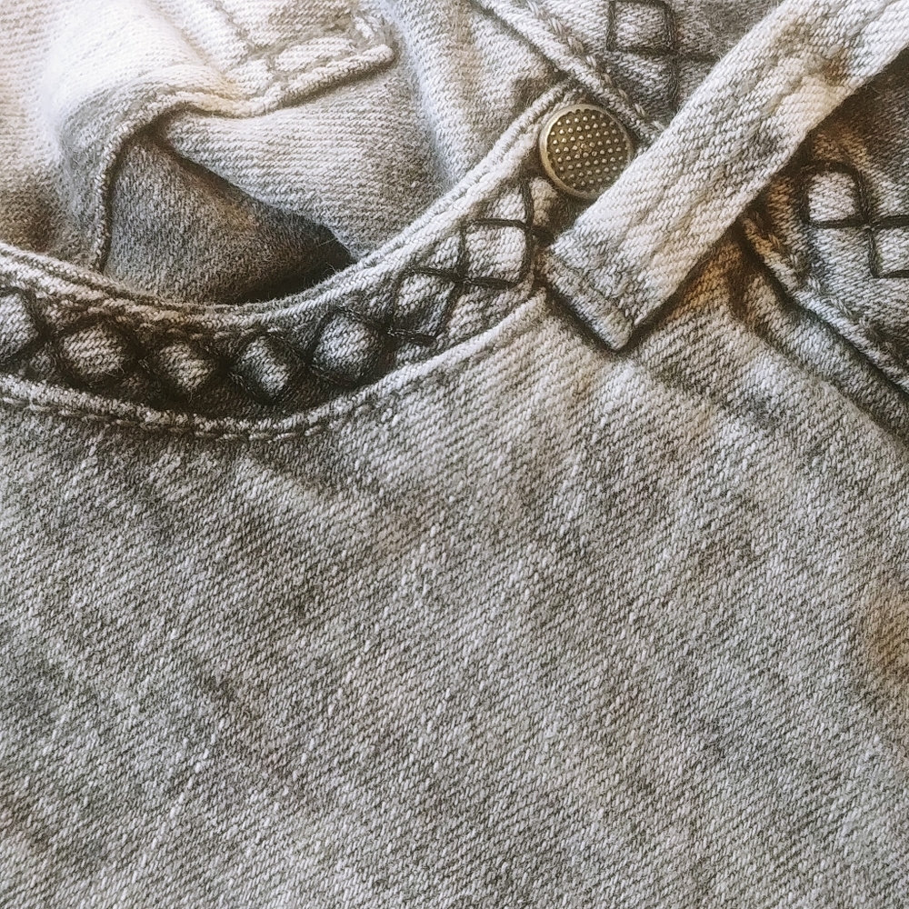 Grey Denim Jeans - Picture 3 of 4